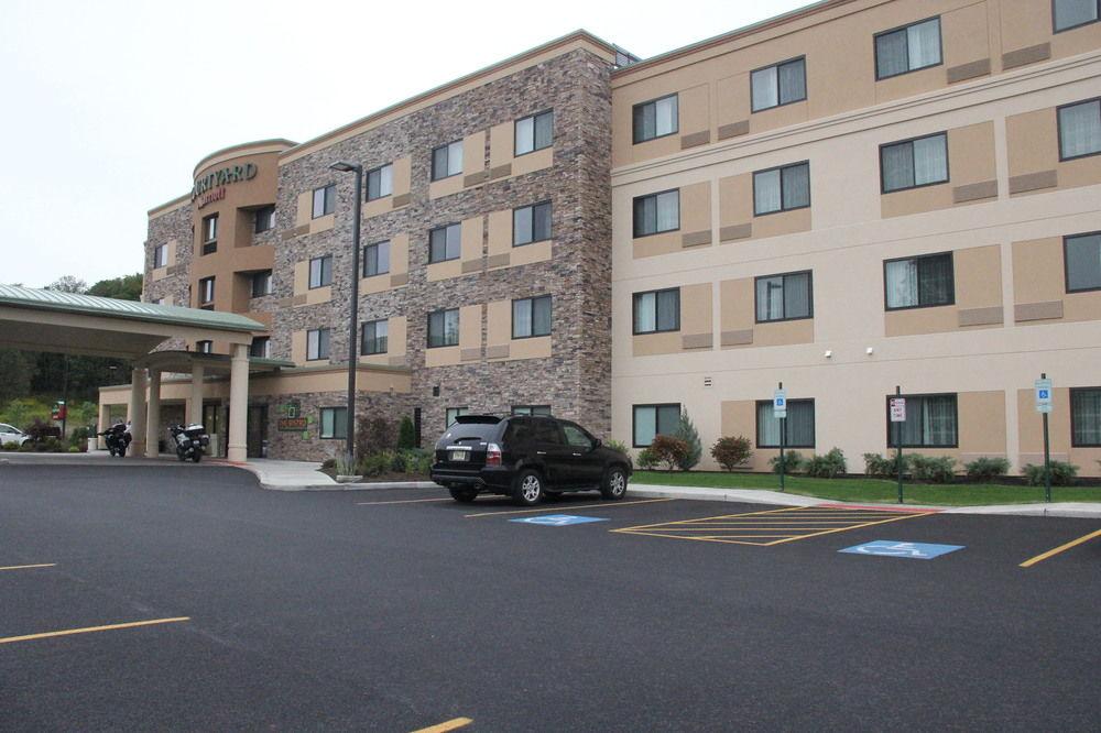 Courtyard By Marriott Oneonta Hotel Bagian luar foto