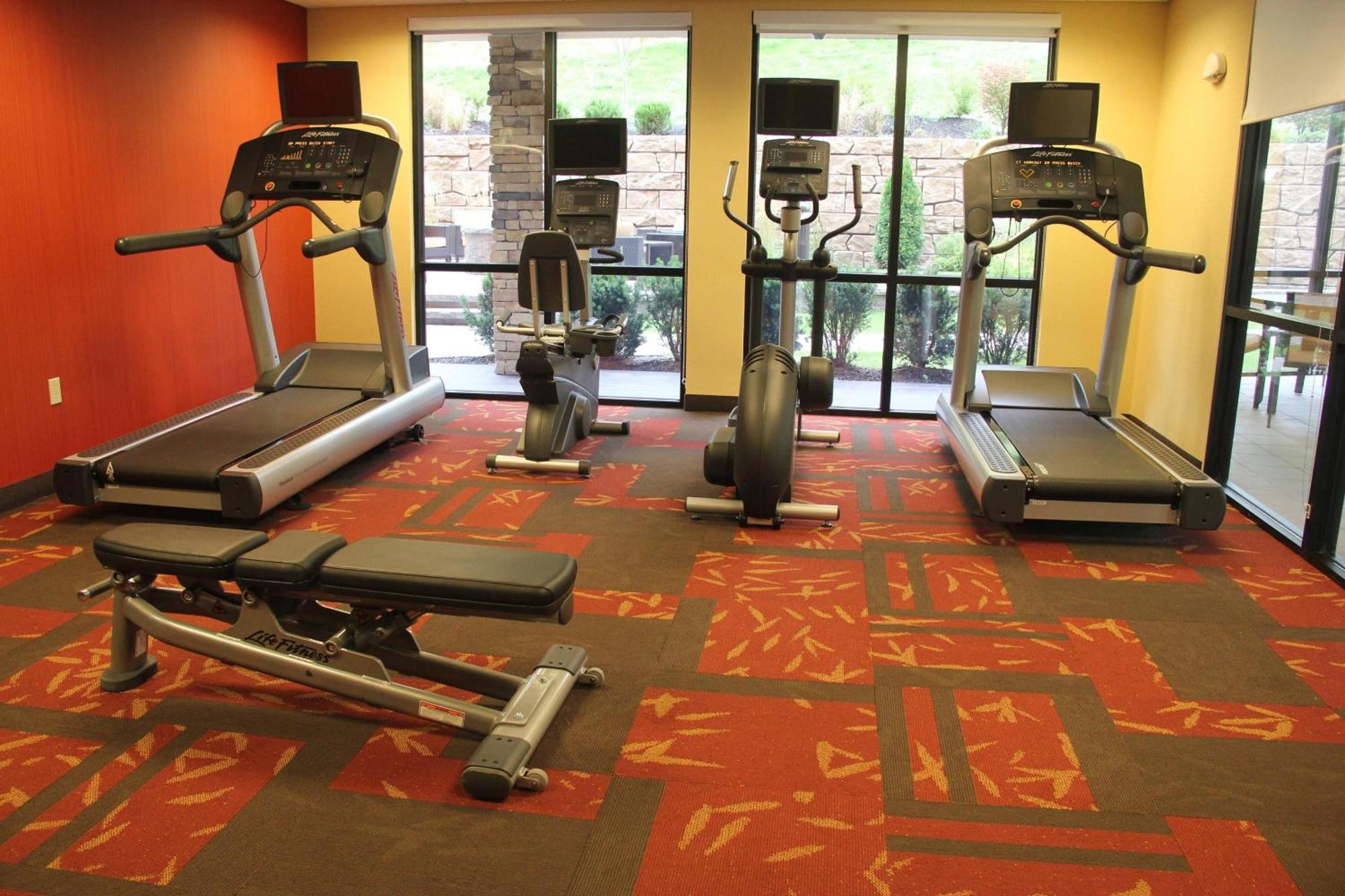 Courtyard By Marriott Oneonta Hotel Bagian luar foto