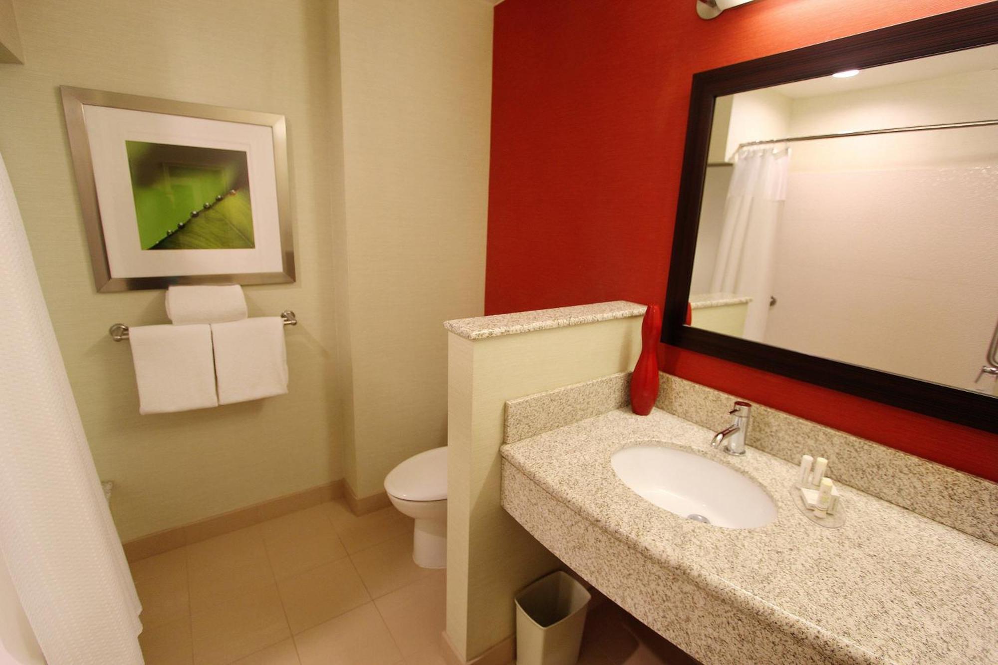 Courtyard By Marriott Oneonta Hotel Bagian luar foto