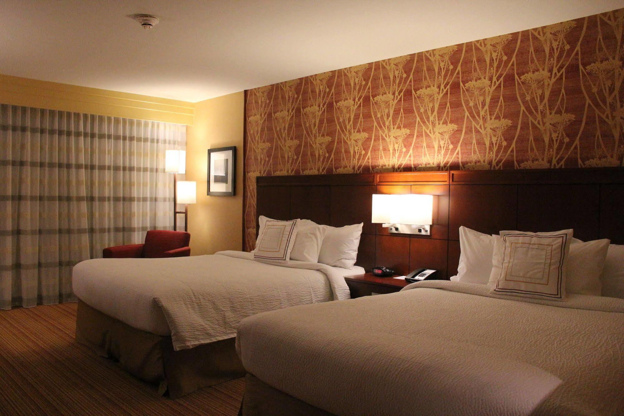 Courtyard By Marriott Oneonta Hotel Bagian luar foto