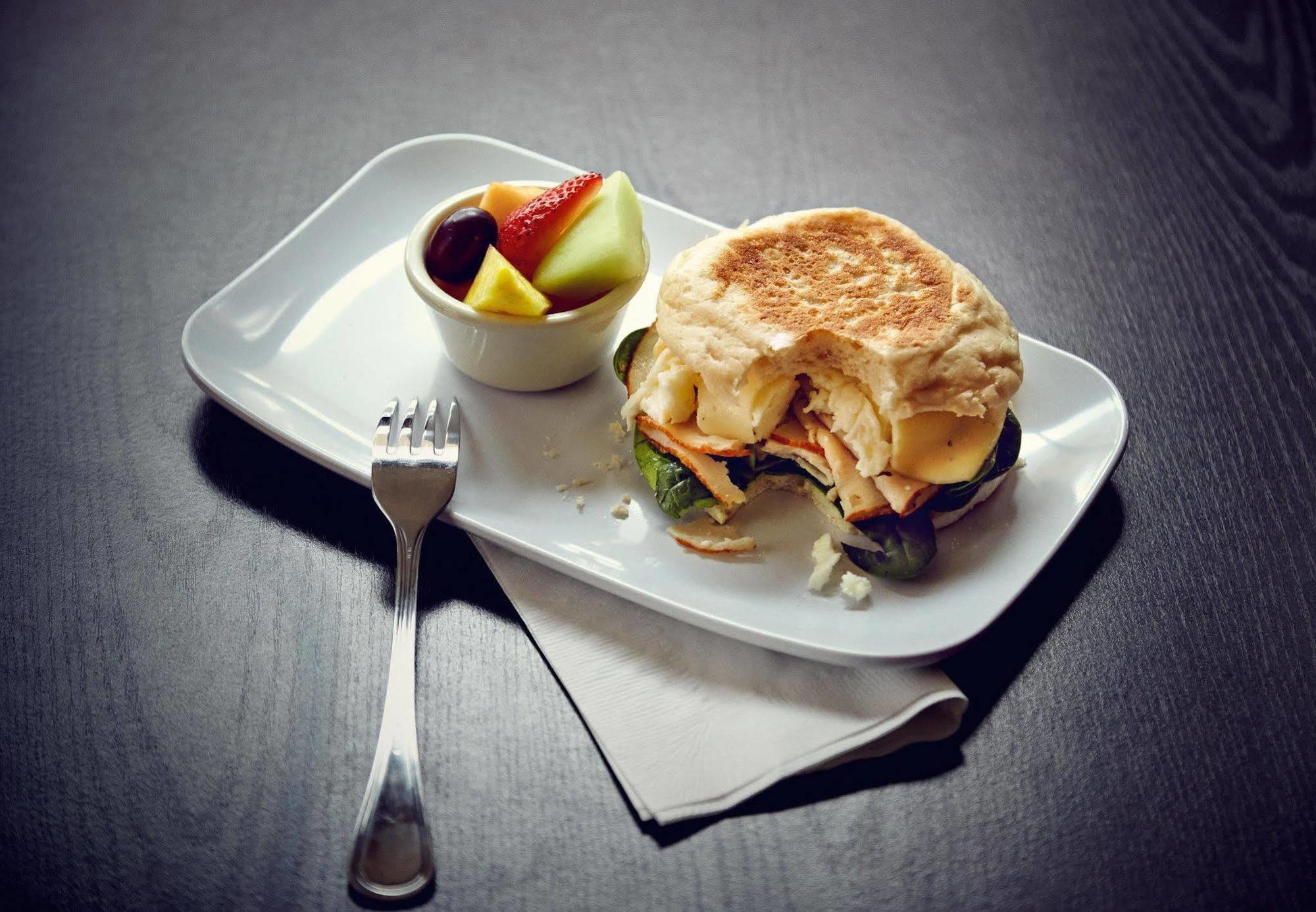 Courtyard By Marriott Oneonta Hotel Bagian luar foto